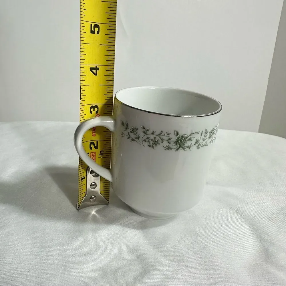 Mikasa Vintage Set Of 4 Snack Plates & Cups